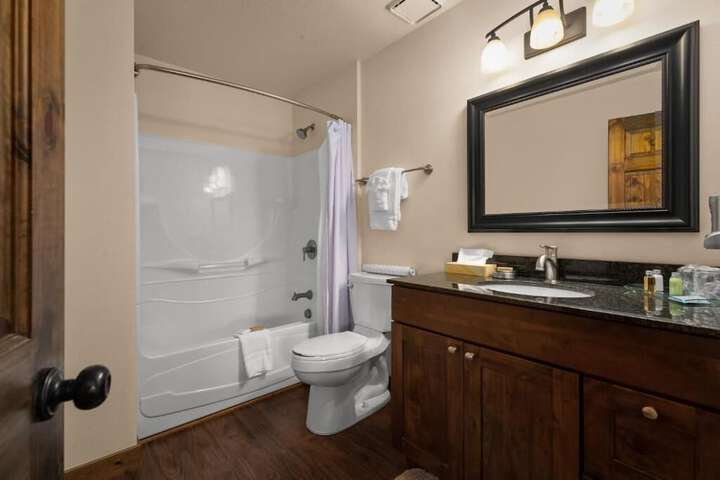 Room 30 of 46
