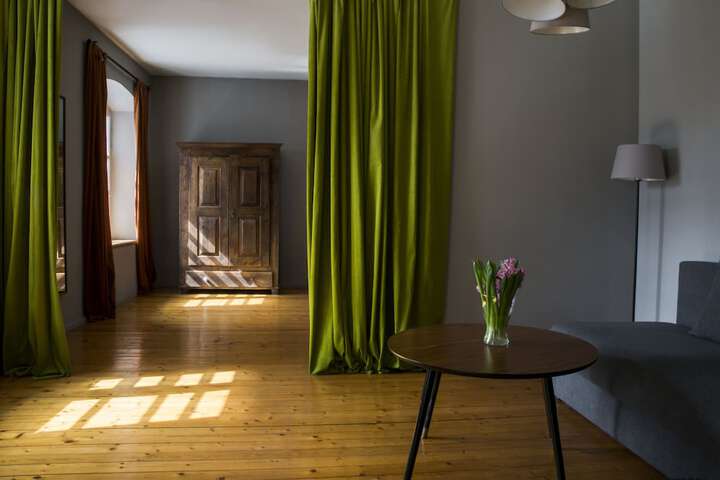 Room 41 of 63