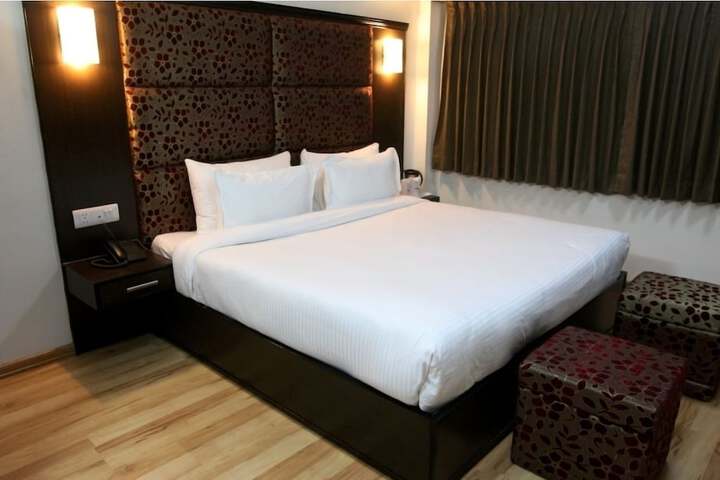 Room 8 of 26