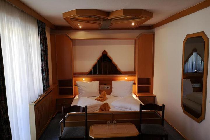General 8 of 38