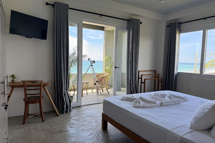 Room 5 of 52