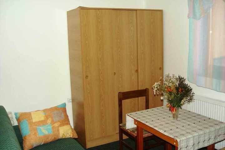 Room 34 of 53