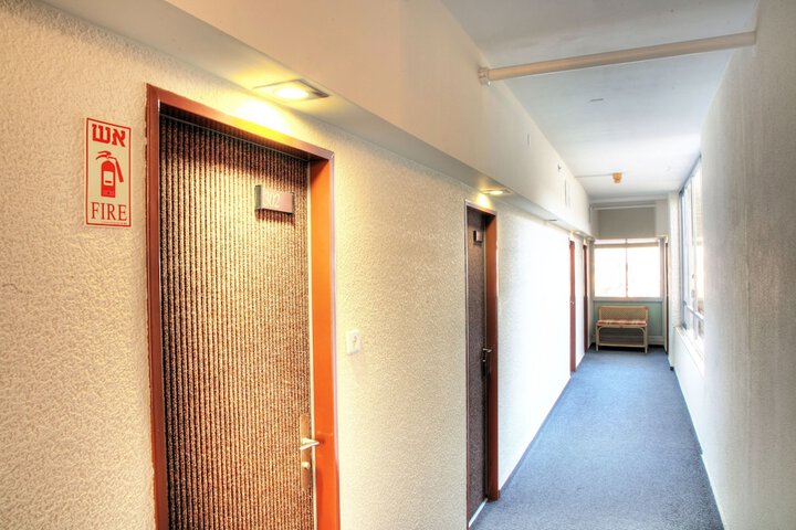 Ballroom/Hall 27 of 31