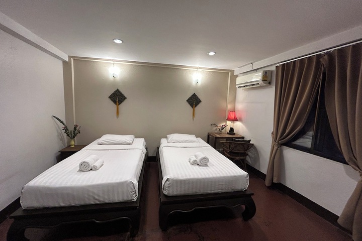 Room 17 of 62