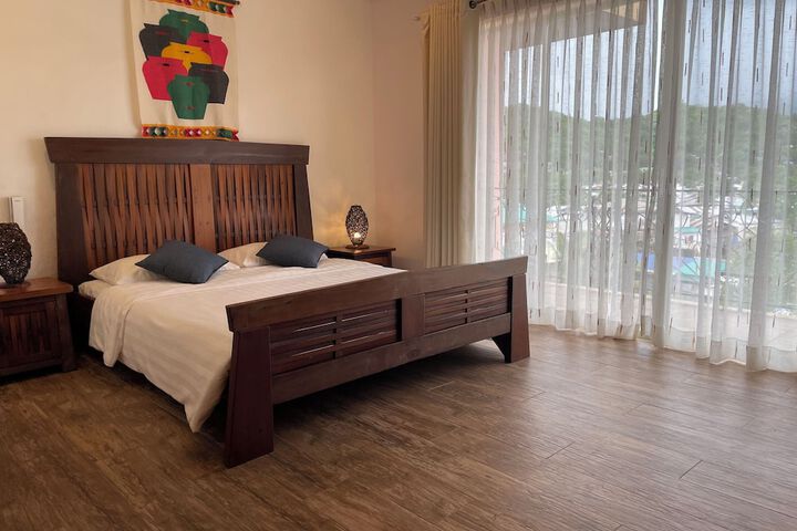 Room 15 of 68