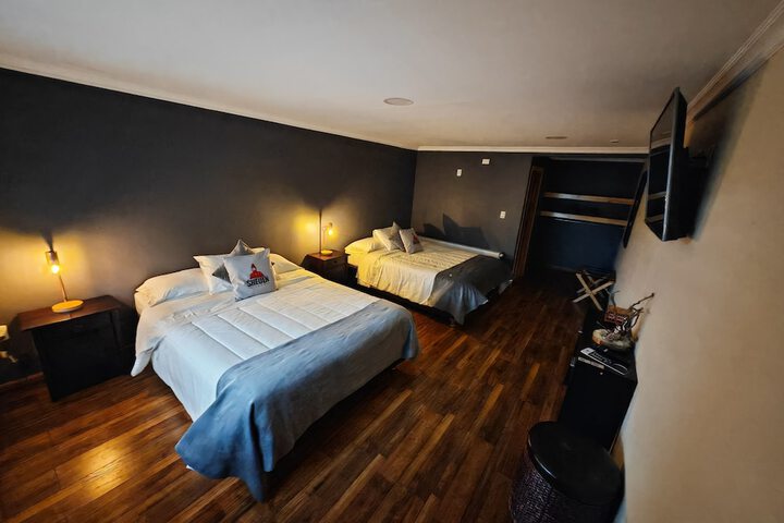 Room 4 of 24