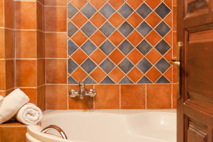 Jetted tub