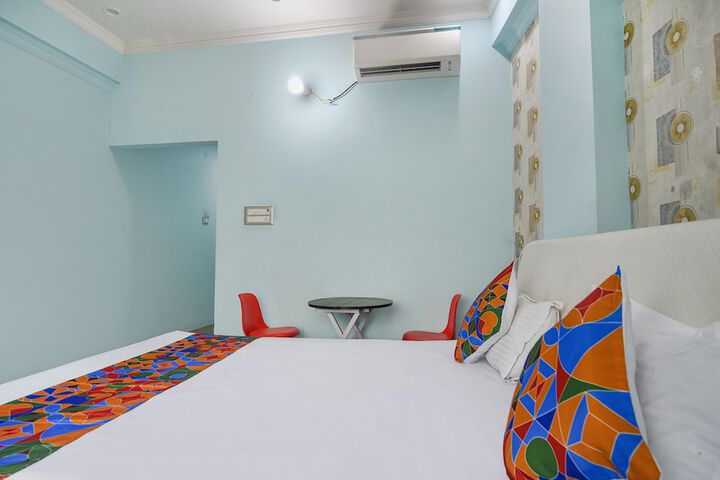 Room 21 of 29