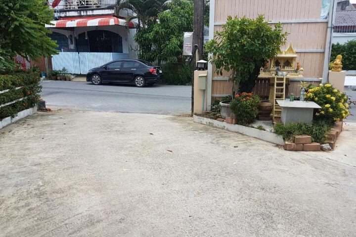 Property Grounds 23 of 27