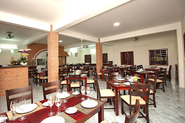 Dining 116 of 151