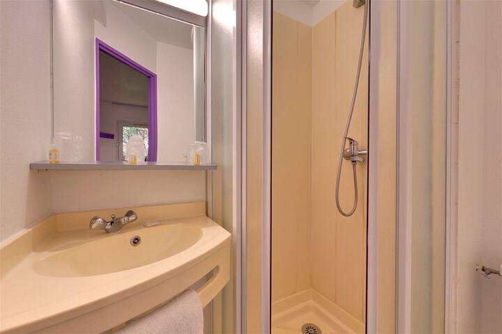 Clean Restrooms