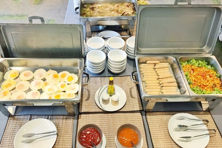 Breakfast/Coffee Service 28 of 63