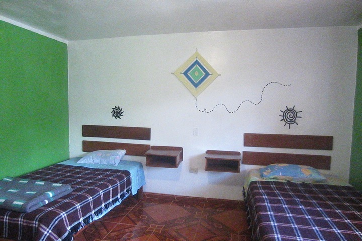 Room 10 of 28