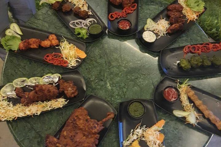 Dining 50 of 52