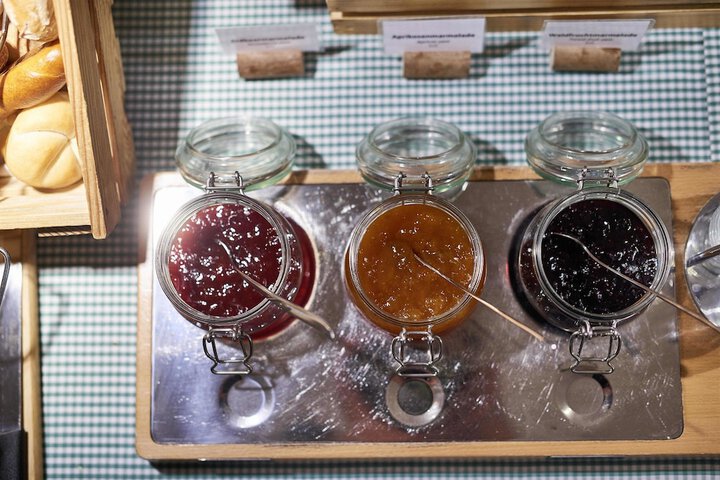 Breakfast/Coffee Service 110 of 179