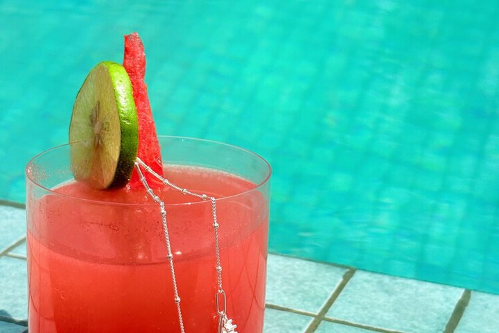 Pool 25 of 44