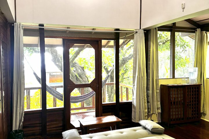 Room 12 of 92