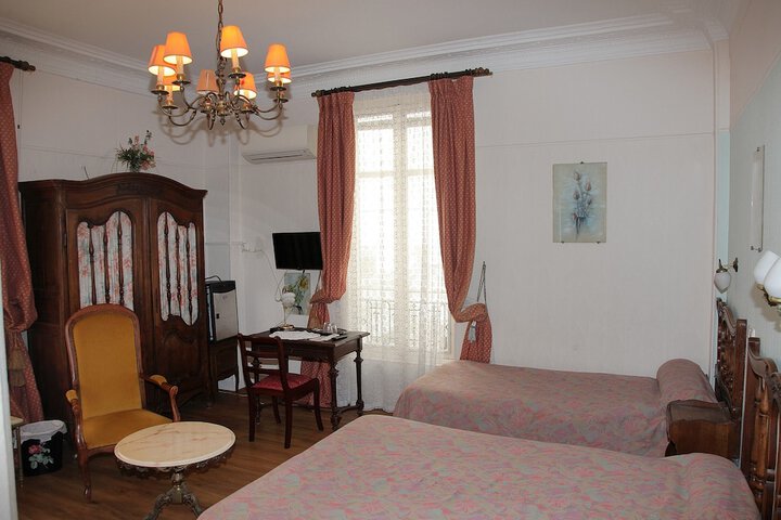 Room 21 of 41