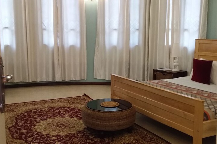 Room 15 of 63