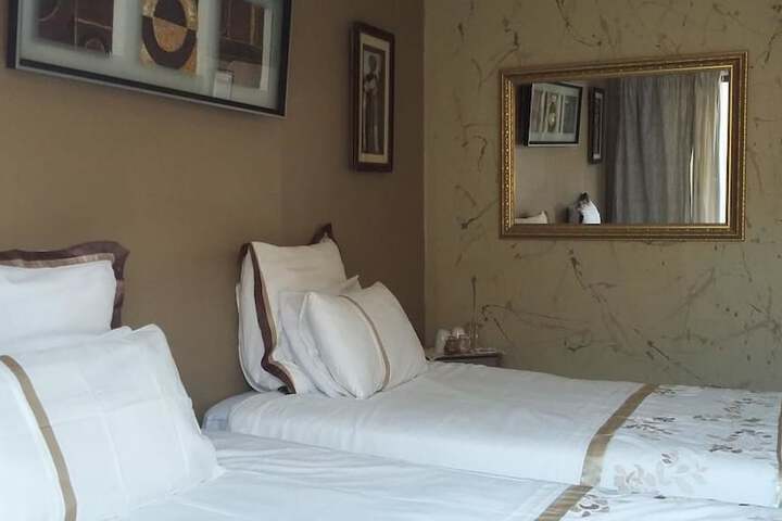 Room 7 of 22