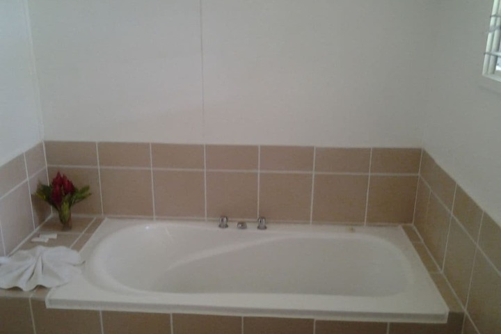 Room 83 of 146