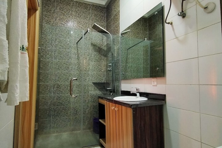 Room 49 of 79