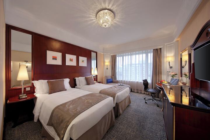 Room 25 of 75
