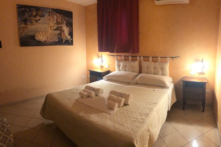 Room 11 of 53