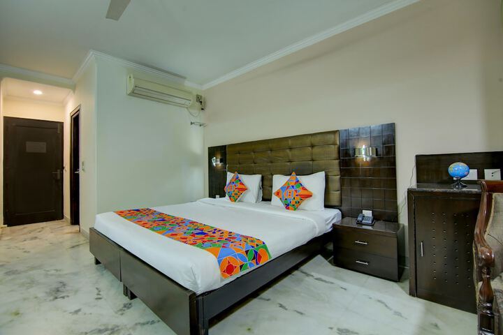 Room 10 of 41