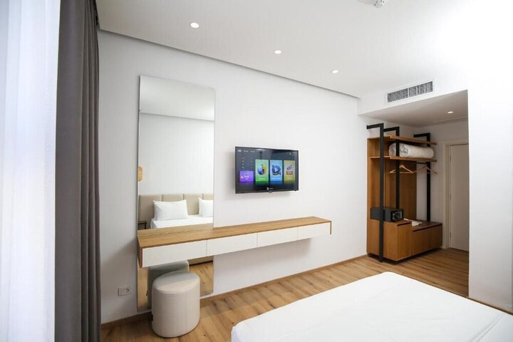 Room 32 of 118