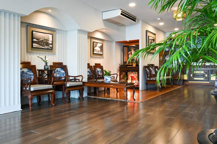 Hotel Interior 10 of 120
