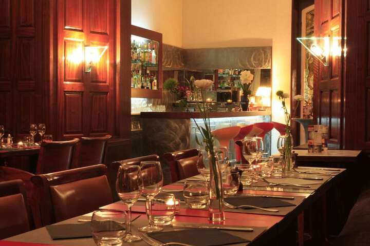 Dining 60 of 74