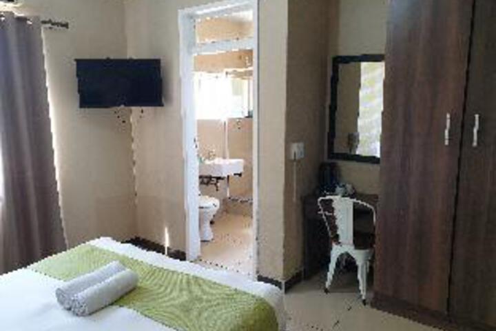 Room 38 of 46