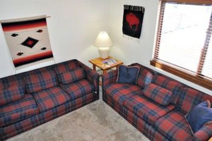 Room 44 of 138