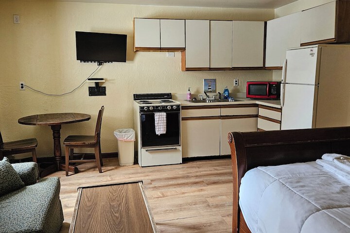 Room 57 of 104