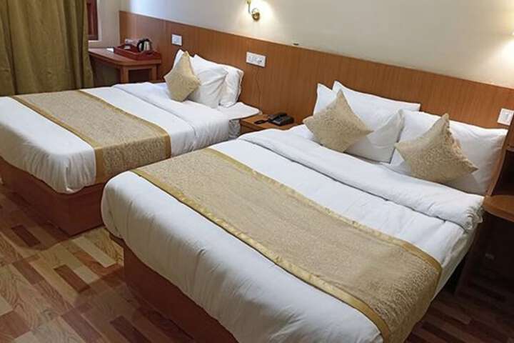 Room 14 of 25