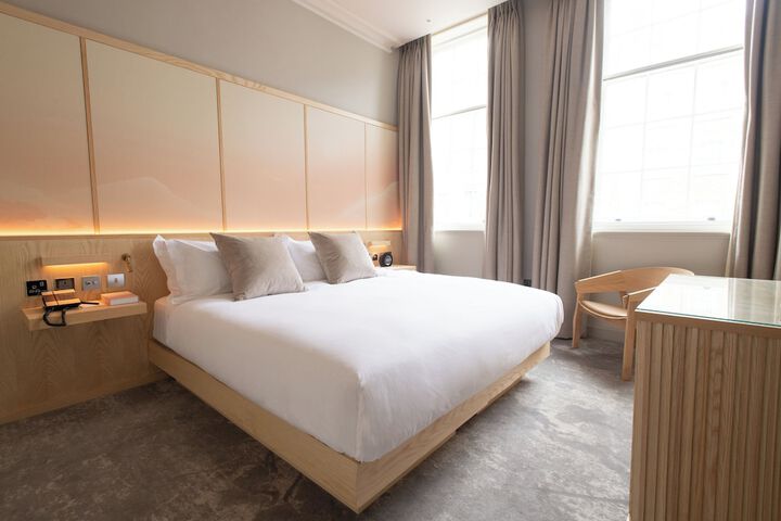 Room 40 of 125