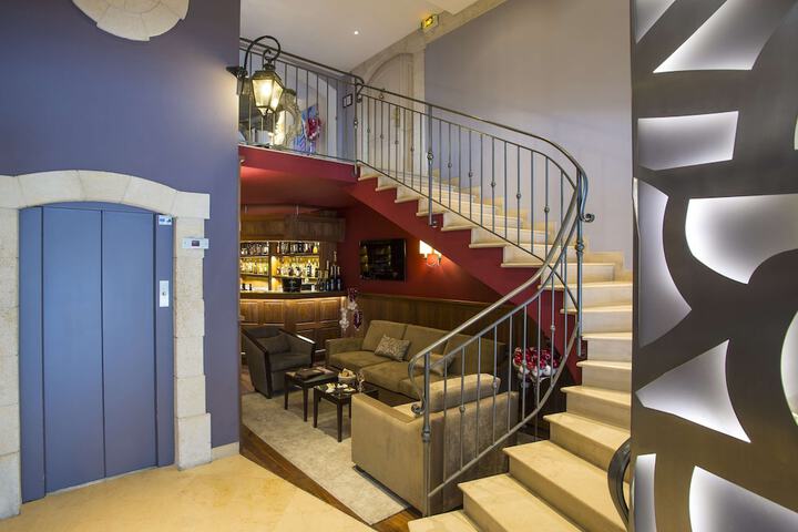 Lobby Entry