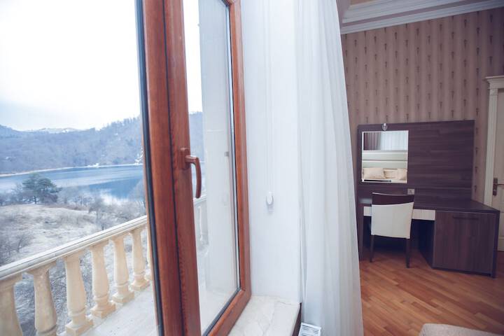 Room 13 of 55