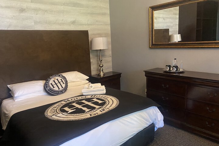 Room 10 of 46
