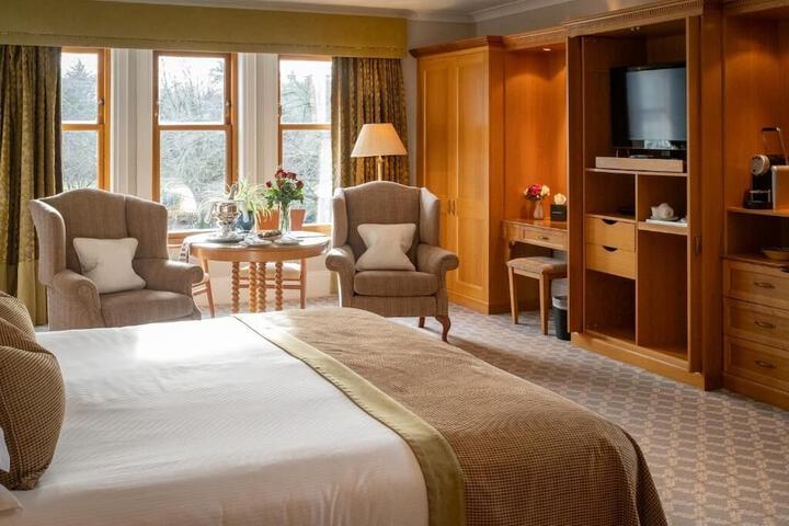Room 2 of 26