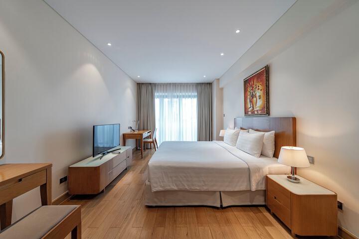 Room 12 of 73