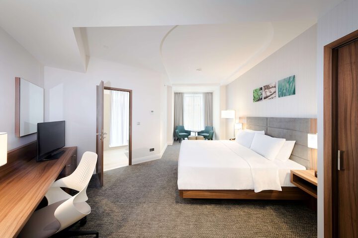 Room 33 of 113