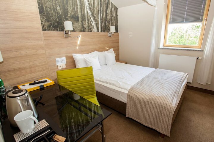 Room 21 of 64