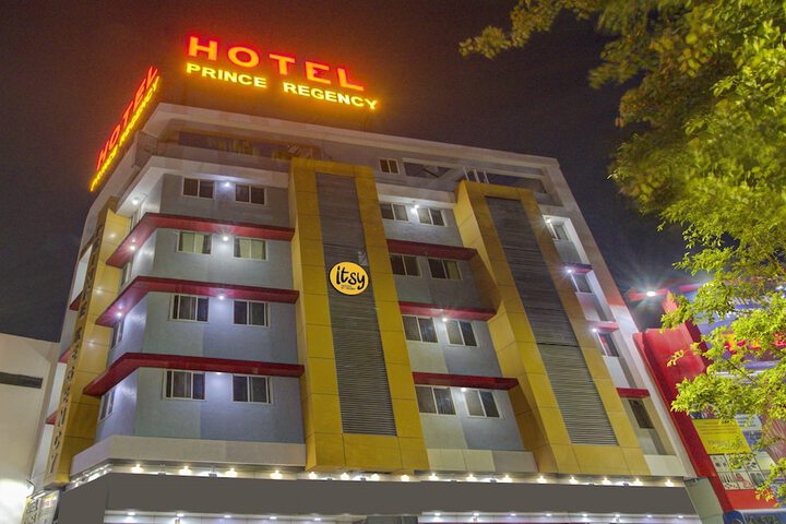 Hotel 33 of 35