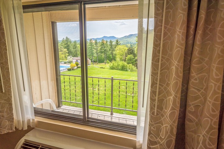 2 Queen Beds Garden View (3 of 8)