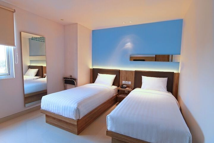 Room 11 of 53
