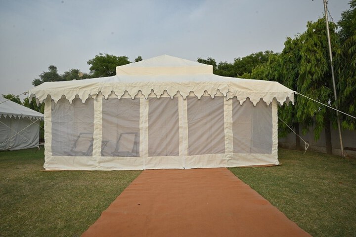 Room 2 of 21