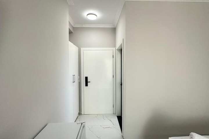 Room 11 of 65
