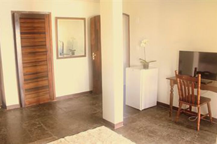 Room 43 of 82